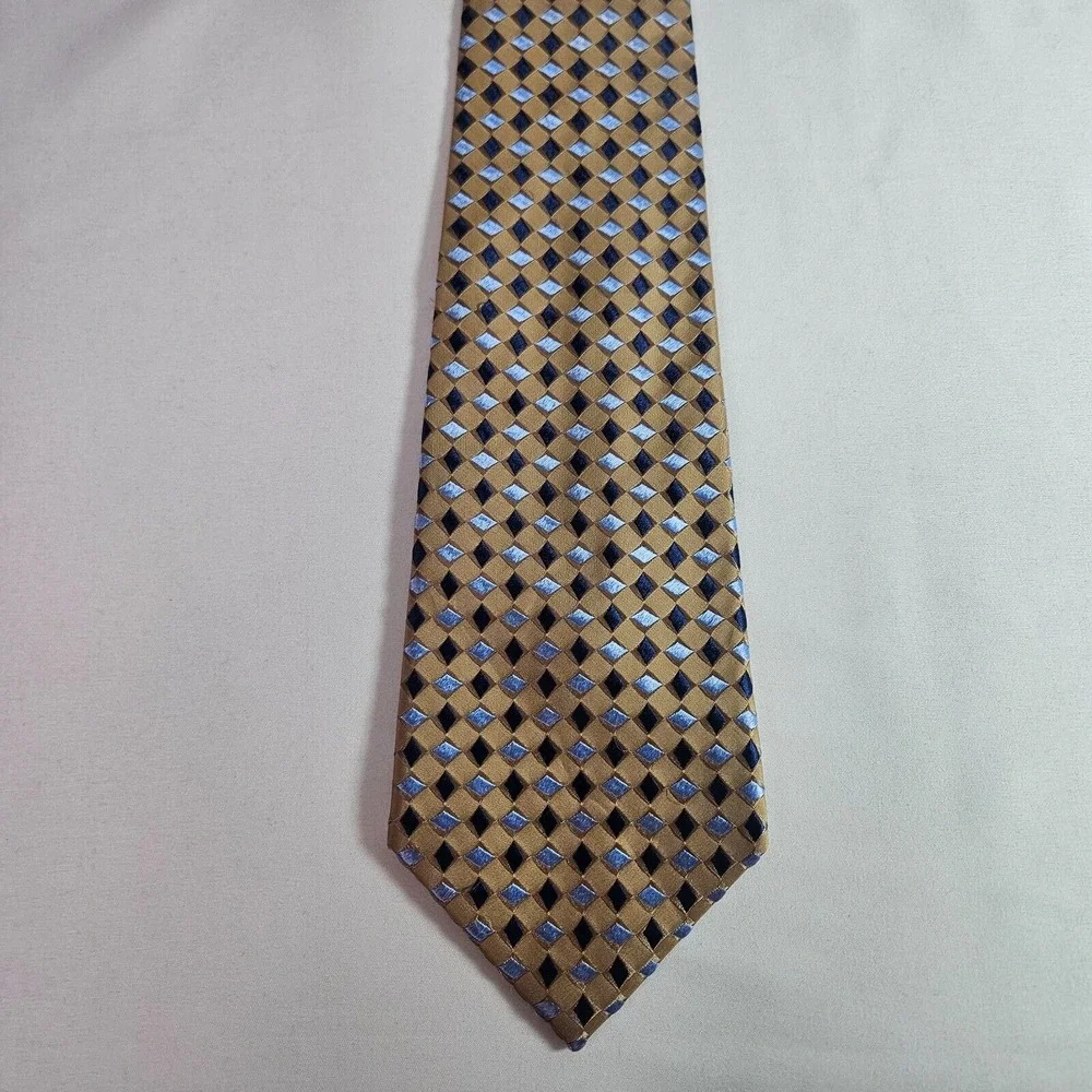Geoffrey Beene 100% Silk Hand Made‎ Tie Geometric Gold 4